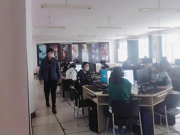 图1🌳：普通话考试现场.jpg